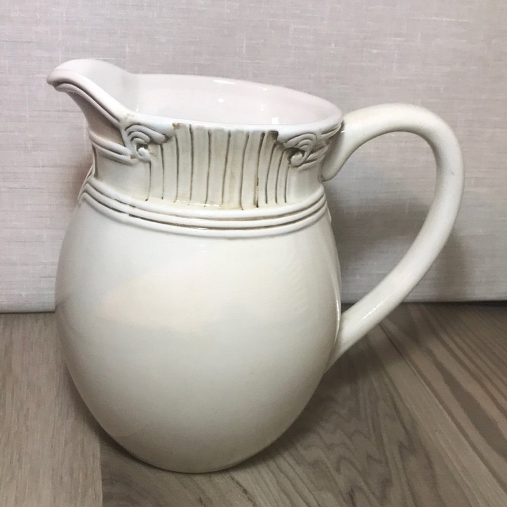 Gibson ELITE Glazed Pitcher Cream